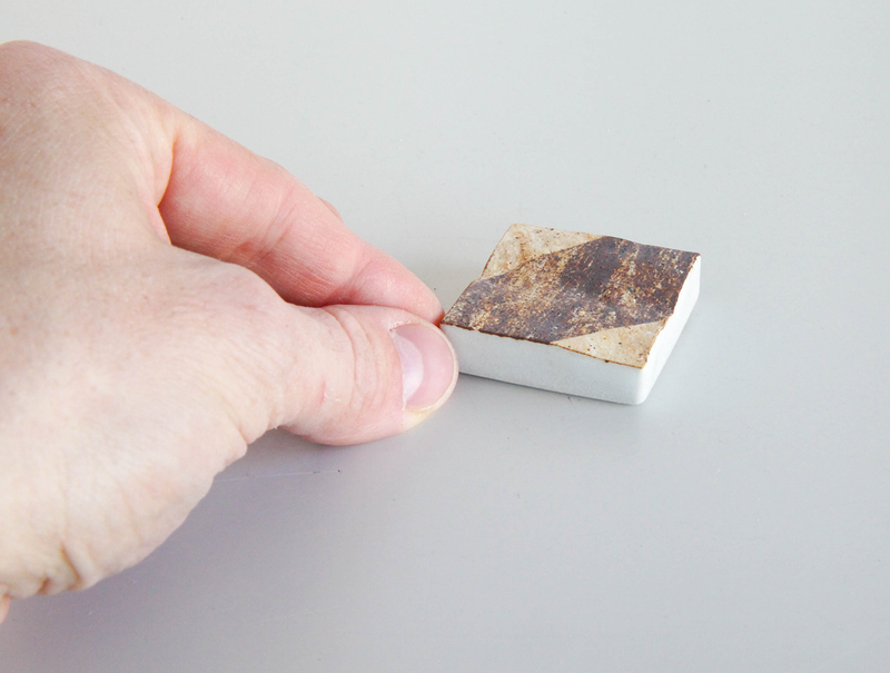 White Ceramic Rest (Sample)
