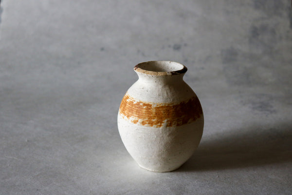 Tsuchi White Orange Vase