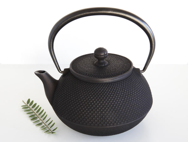 Arare Teapot Black 1200ml