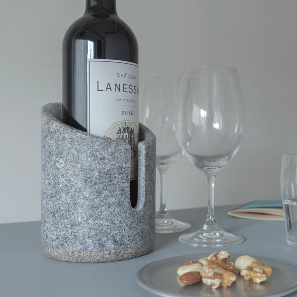 CAVE Bottle Stand