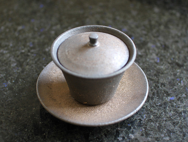 Hibi Kuro Tea Cup with Lid