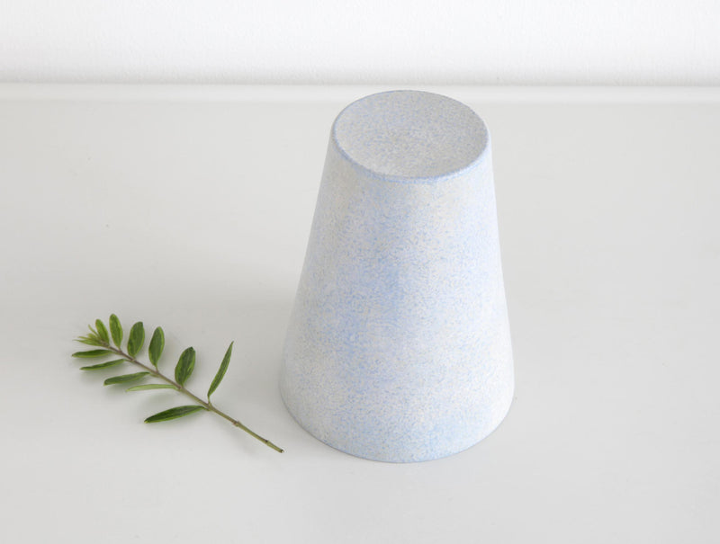 Grey Blue Beaker M