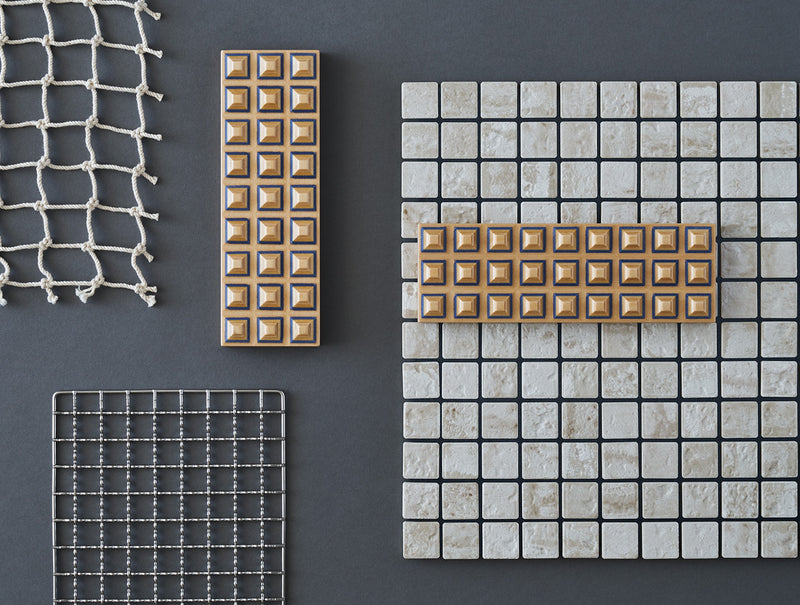 Grid Tray