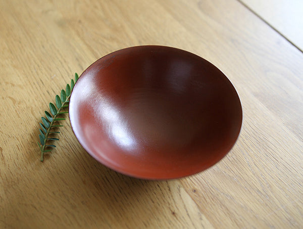 Red Lacquer Curved Bowl
