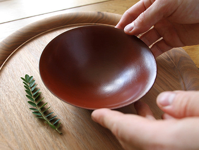 Red Lacquer Curved Bowl