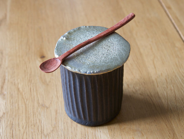 Black Sugar Pot
