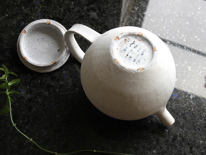White Teapot