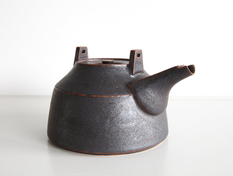 Brass Handle Pot