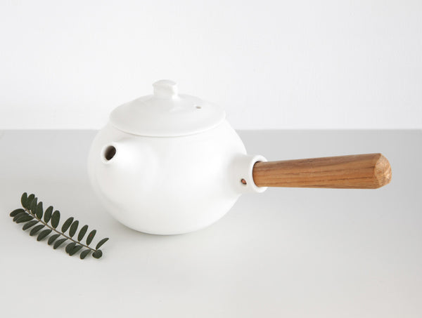 Round Porcelain Teapot