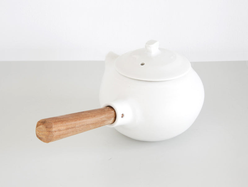 Round Porcelain Teapot